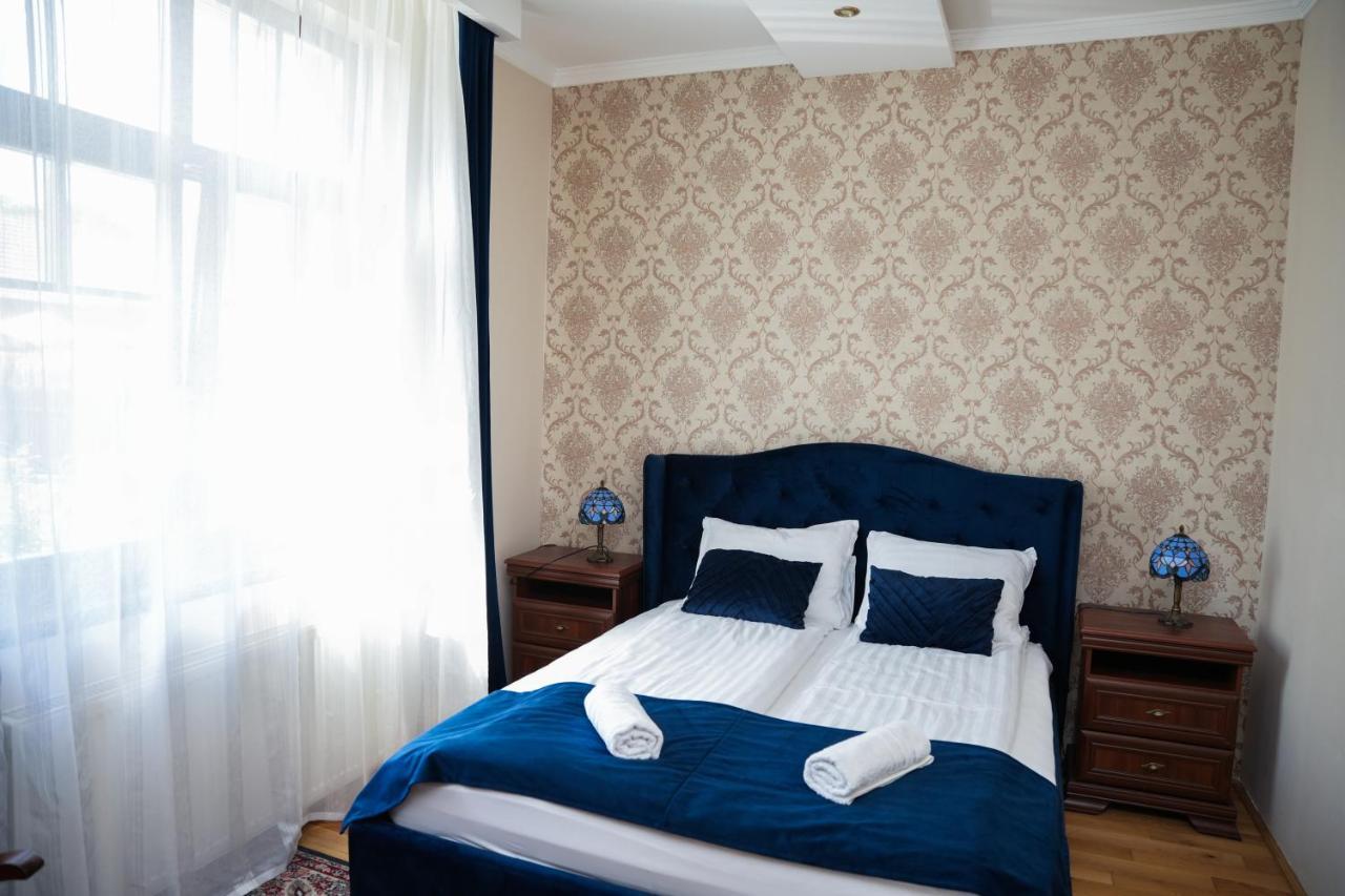 Varkert Deluxe Apartmanhaz Мишкольц Экстерьер фото