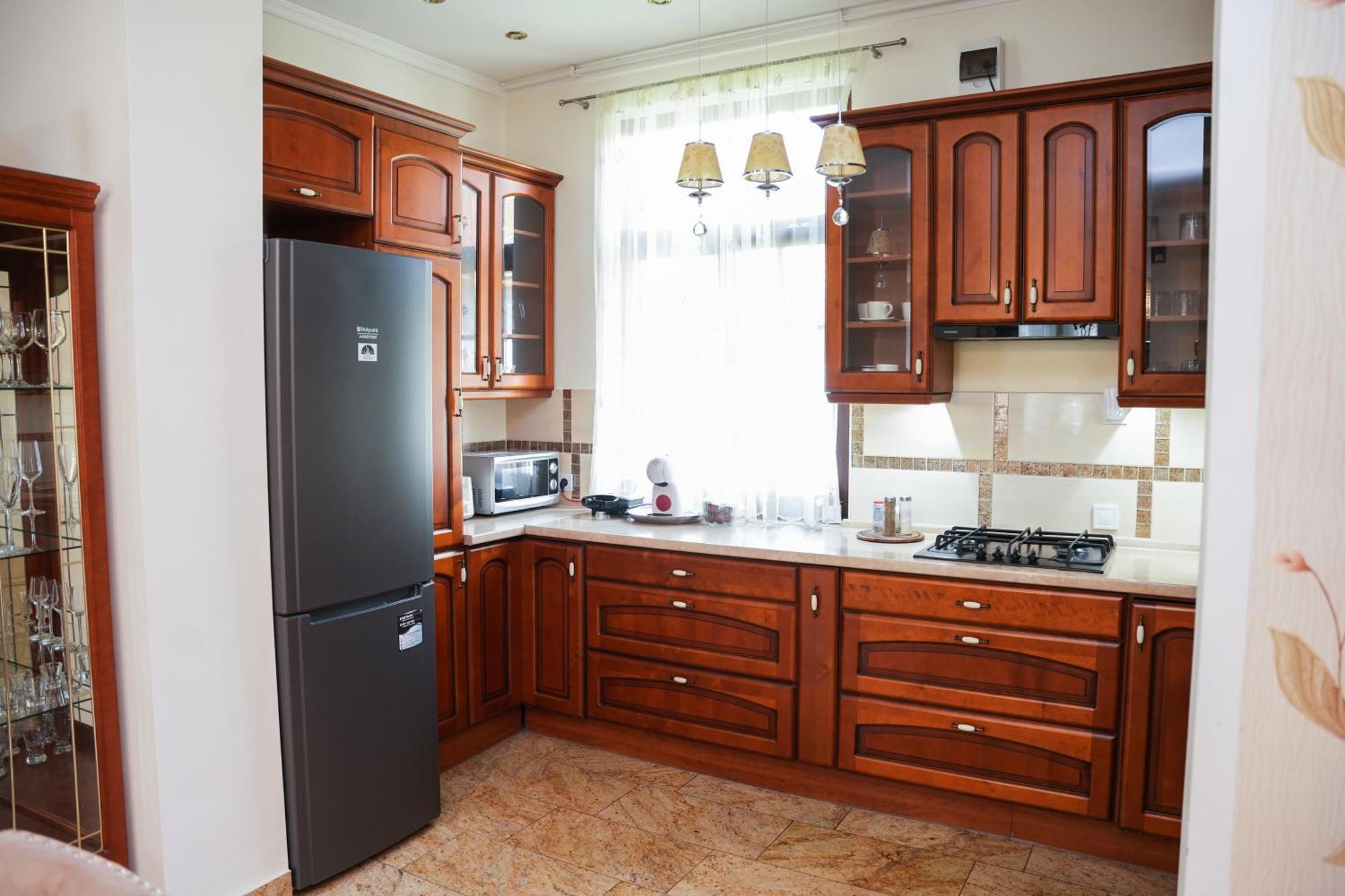 Varkert Deluxe Apartmanhaz Мишкольц Экстерьер фото